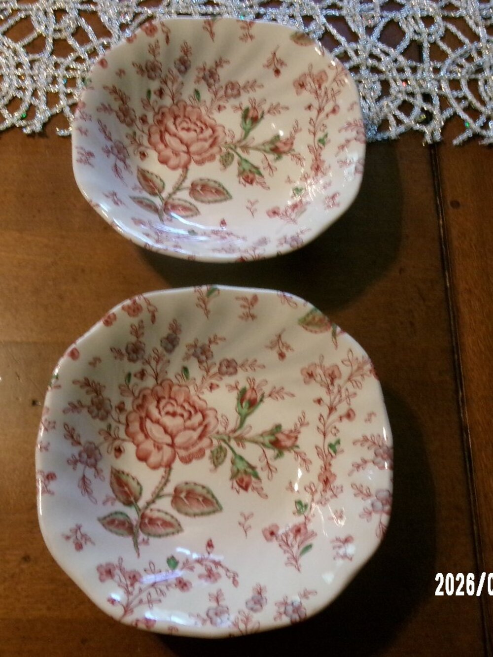 2 JOHNSON BROTHERS PAIR ROSE CHINTZ SMALL CEREAL BOWLS GREAT CONDITION 6 1/4"